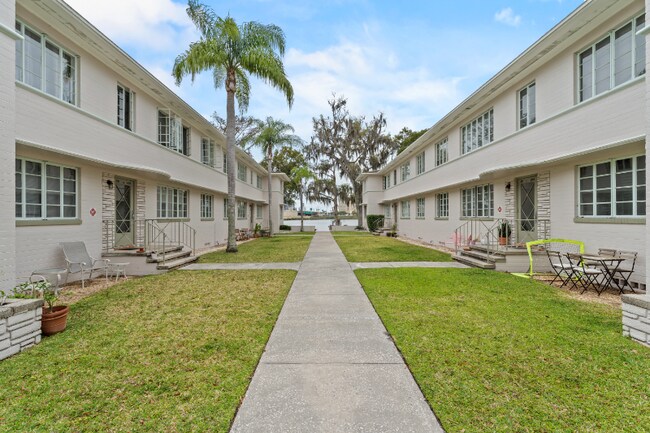 Foto del edificio - 306 Lakeview St