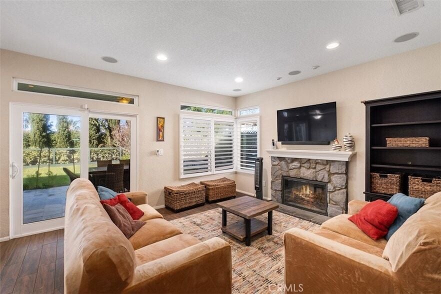 Photo - 20891 Porter Ranch Rd
