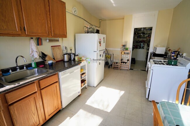 Foto del edificio - 230 South St