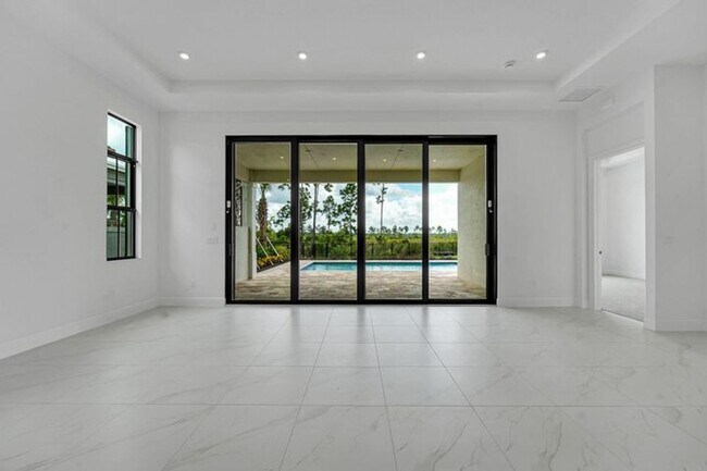 Foto del edificio - 13920 Vivant Dr