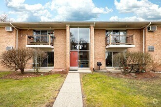 Building Photo - 1209 Island Dr