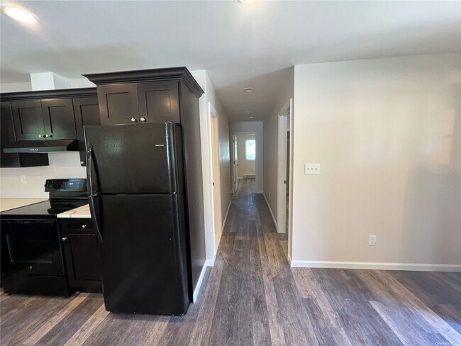 Foto del edificio - 634 Hoffman Ave