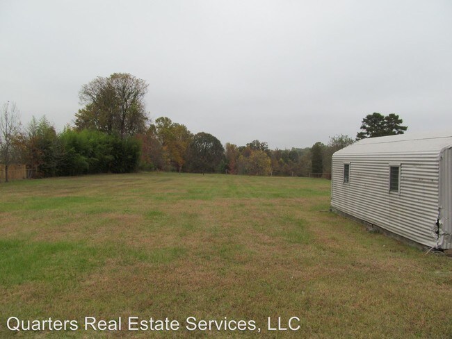 Building Photo - 3390 Harper Rd