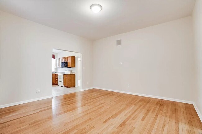 Foto del edificio - 7229 Minnesota Ave