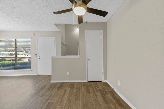 Open floorplan with storage - Stone Canyon