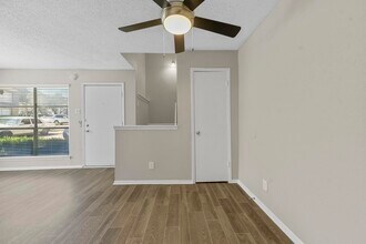 Open floorplan with storage - Stone Canyon