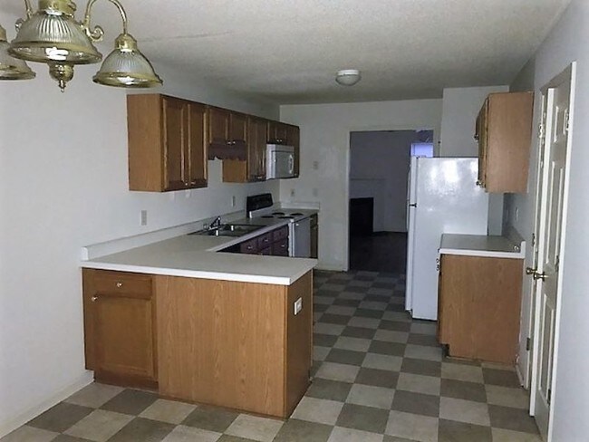 Building Photo - 4001 Elkin Ridge Dr