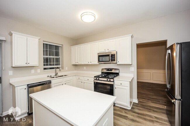 Building Photo - 4975 Cascade Hills Cir SW