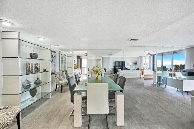 Foto del edificio - 4200 N Ocean Dr