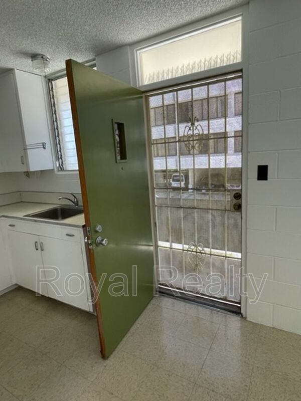 Foto del edificio - 913 Coolidge St