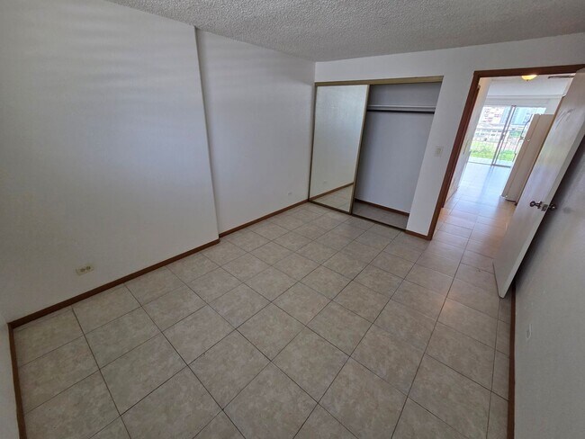 Foto del edificio - Beautiful 1 Bedroom 1 Bath with 1 Parking ...