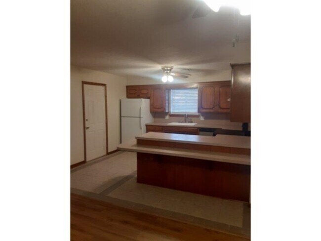 Foto del edificio - 10 NW 58th St
