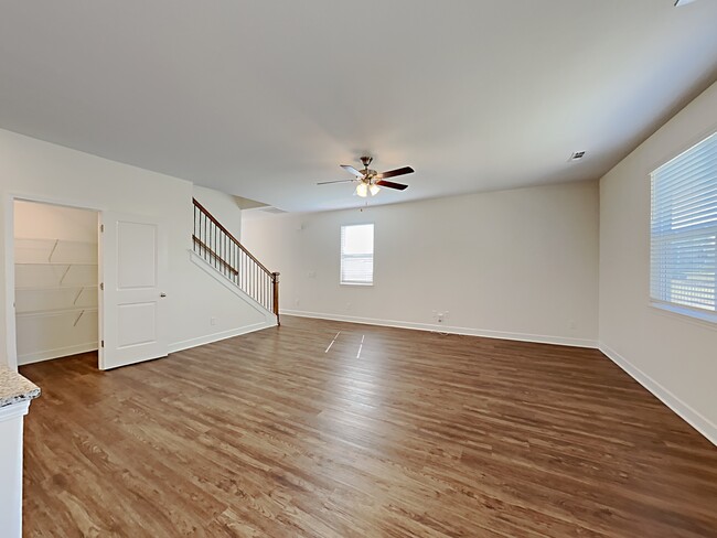 Building Photo - 701 Drema Court
