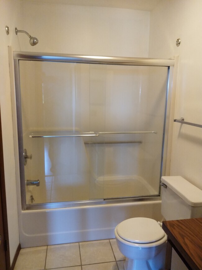 Foto del edificio - 1226 Van Voorhis Rd