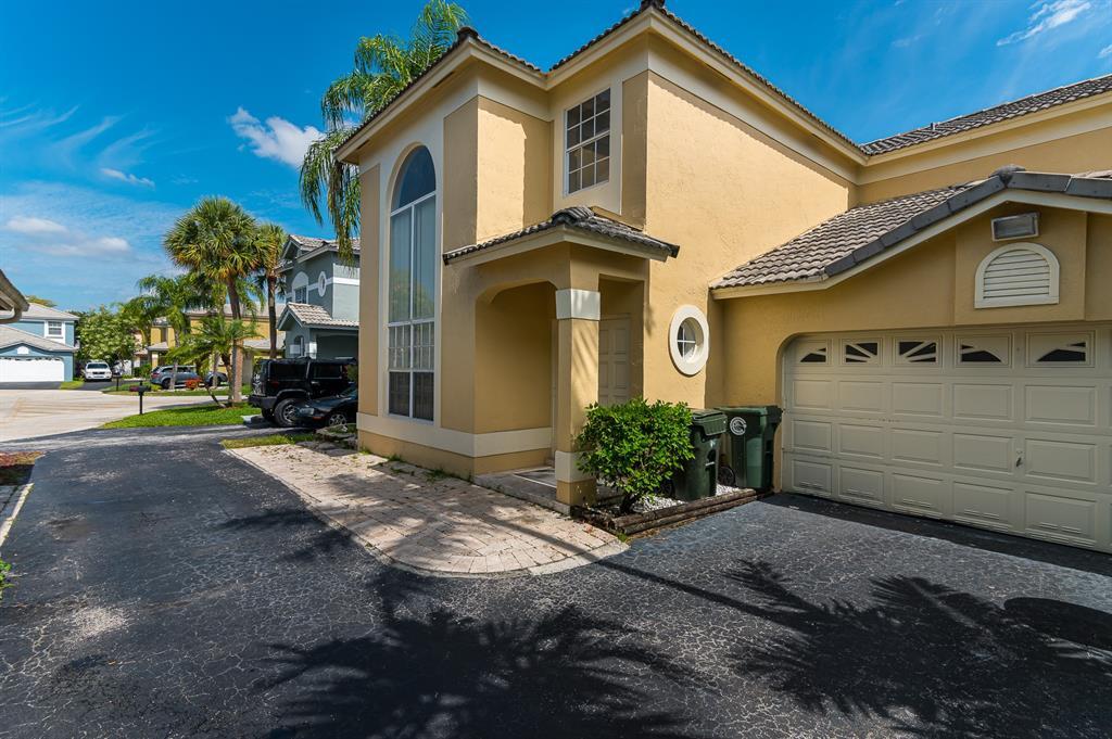 Foto principal - 5486 NW 44th Way