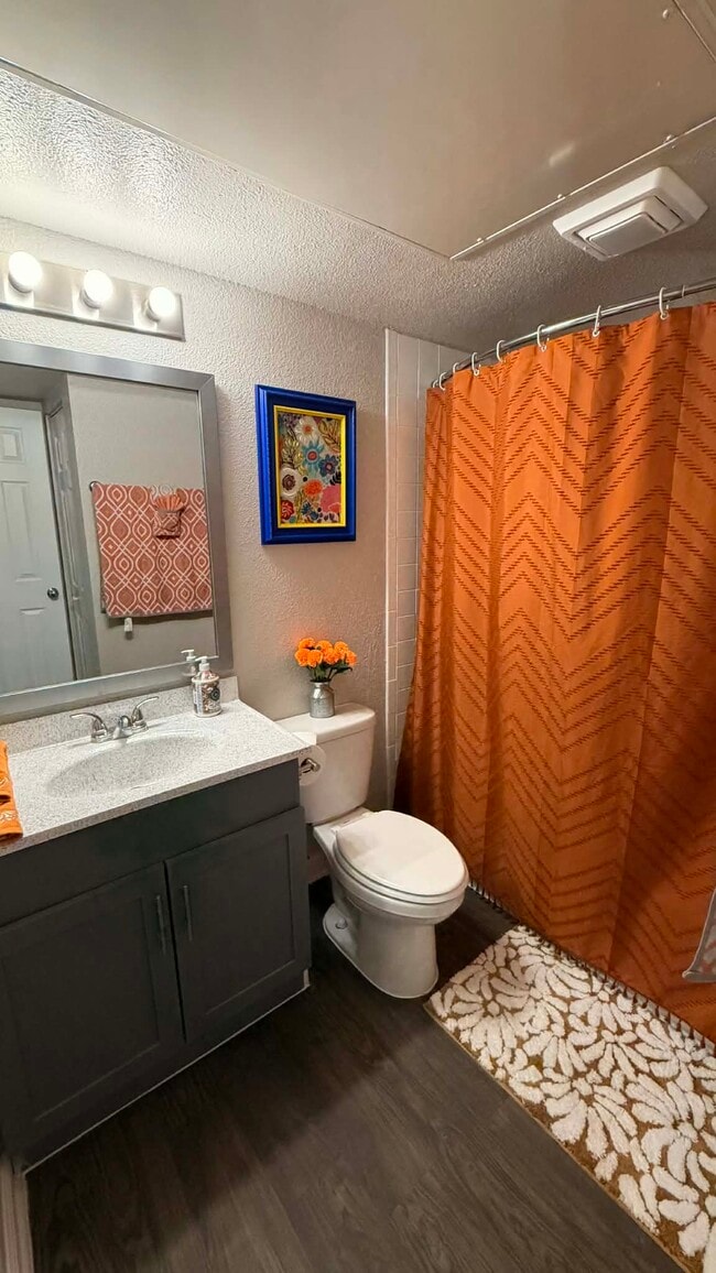 Bathroom - Casa Colinas Apartments