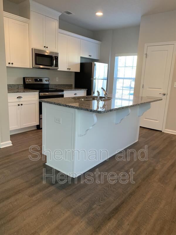Building Photo - 614 Dobhill Ln