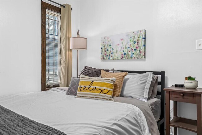 Foto del edificio - 522 W Hudson Ave