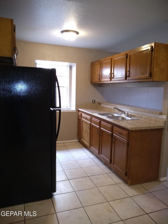 Building Photo - 3119 Voss Dr