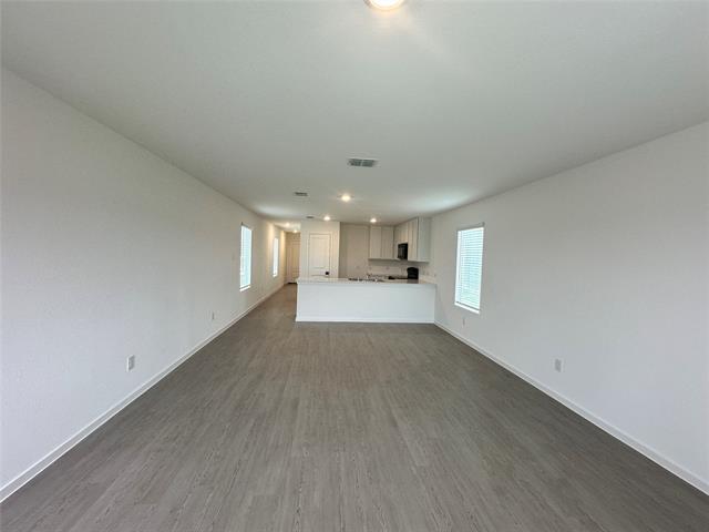 Foto del edificio - 927 Sandhill Crane Ln