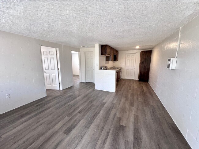 Foto del edificio - 116-122 12th St W