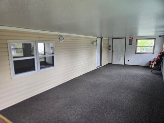 Building Photo - 12525 Knollwood Ln