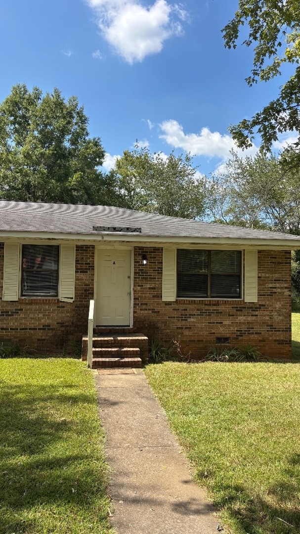 Building Photo - 907 Ivan Dr SW