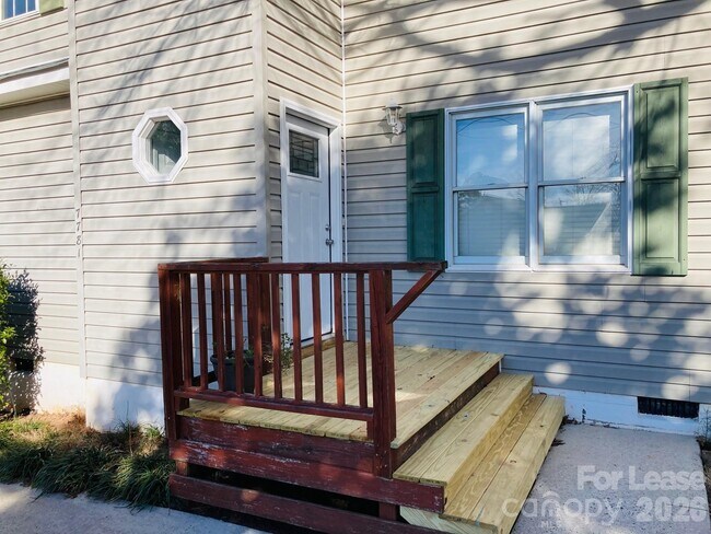 Foto del edificio - 7781 Red Robin Trail