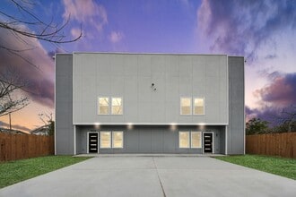 Building Photo - 7412 Carver Rd