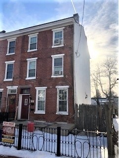 Foto principal - 416 N Darlington St