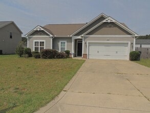 Building Photo - 102 Battery Way
