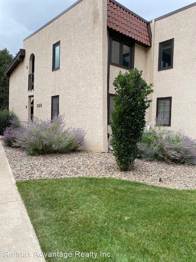 Primary Photo - 3123 Broadmoor Valley Rd