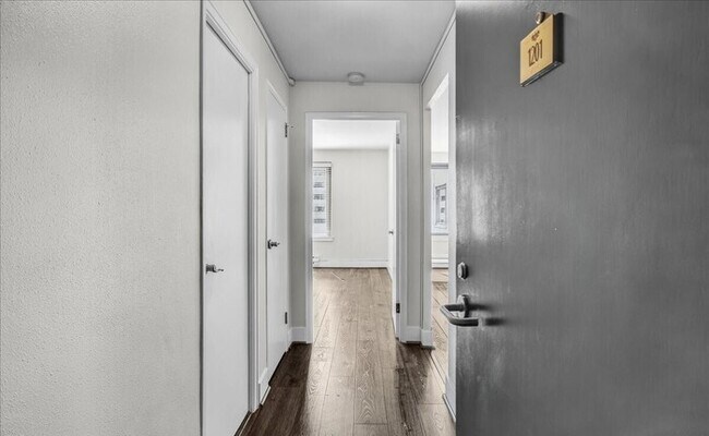Foto del edificio - 1105 Spring St