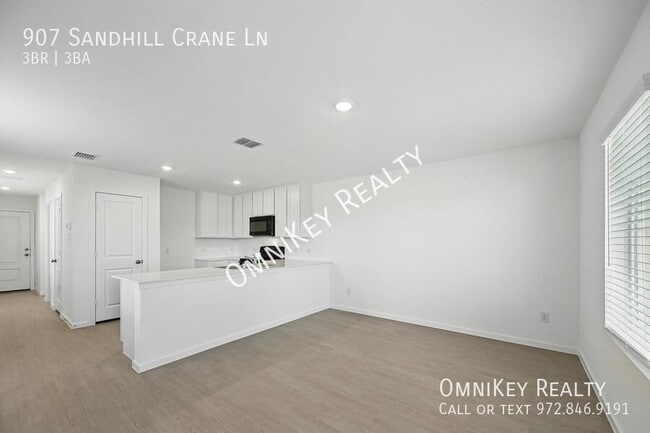 Foto del edificio - 907 Sandhill Crane Ln