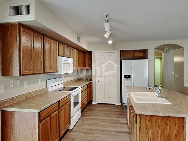 Foto del edificio - 15472 W Statler Cir