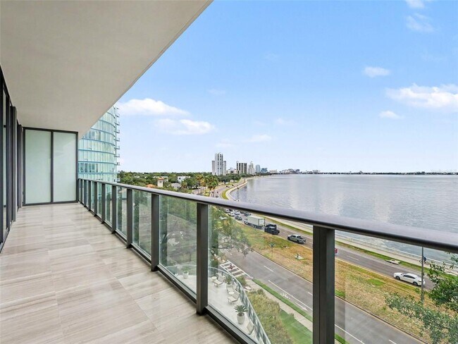 Building Photo - 3101 Bayshore Blvd