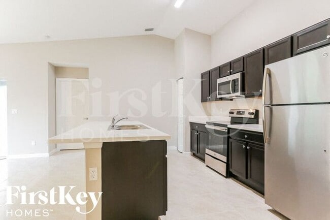 Foto del edificio - 1062 SW Fenway Rd