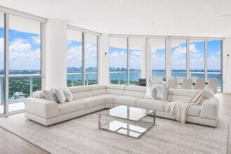 Building Photo - 6365 Collins Ave