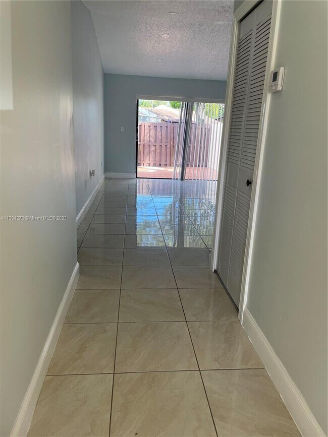 Building Photo - 13808 SW 54th St