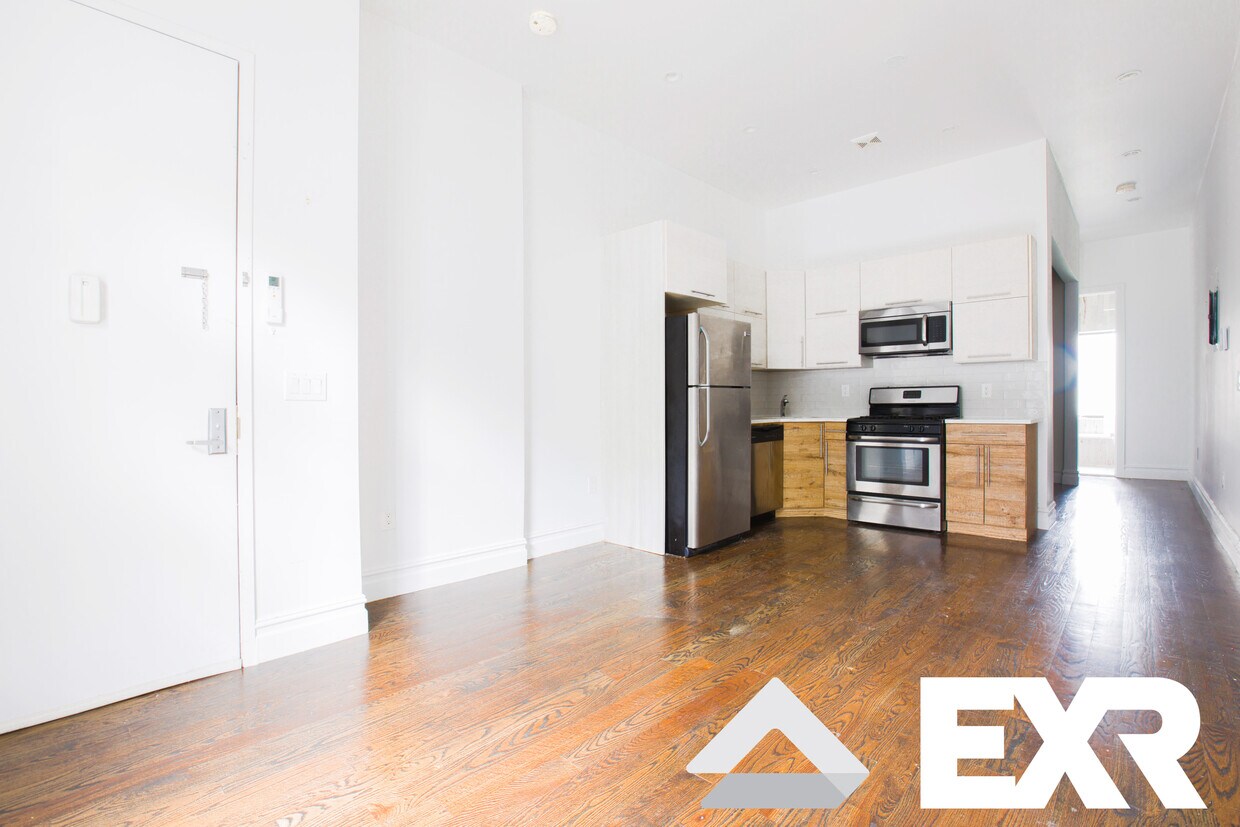 Foto principal - 629A Madison St