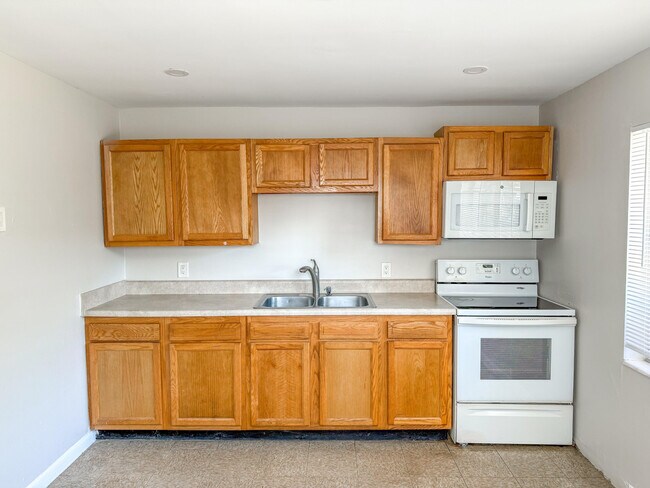 Foto del edificio - 3455 Hi St