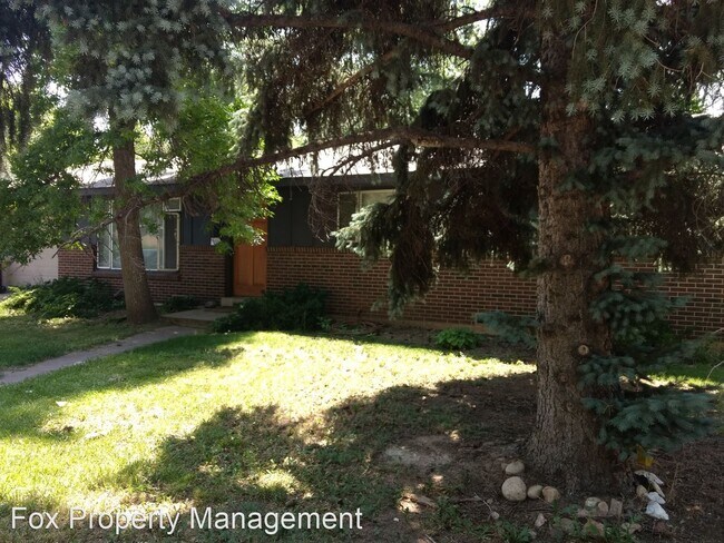 Building Photo - 3 br, 1.5 bath House - 2040 Edgewood Drive