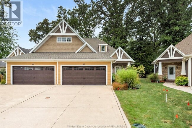 Building Photo - 67 Red Oak Crescent