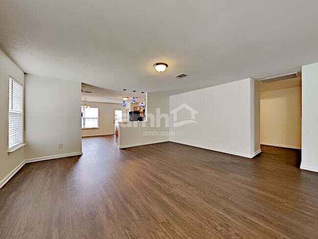 Foto del edificio - 508 Shoreline Lane
