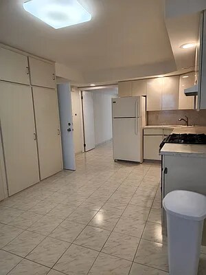 Foto del edificio - 22-32-32 47th St