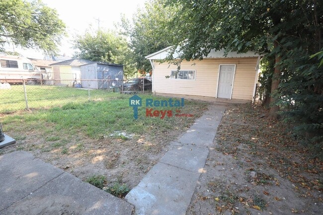 Building Photo - 1305 N Garvin St
