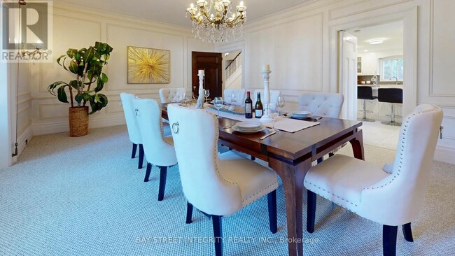 Building Photo - 184 Heath St W