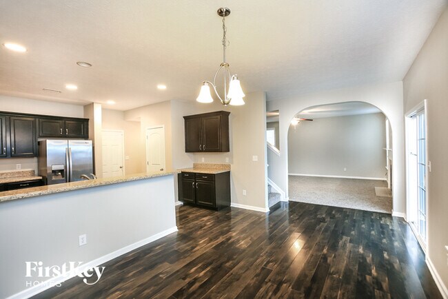 Foto del edificio - 4032 Poplar Dr