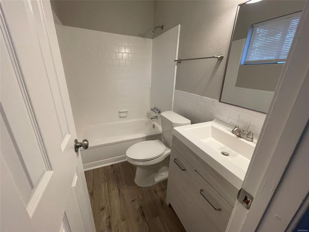 Foto del edificio - 6318 Xenia St