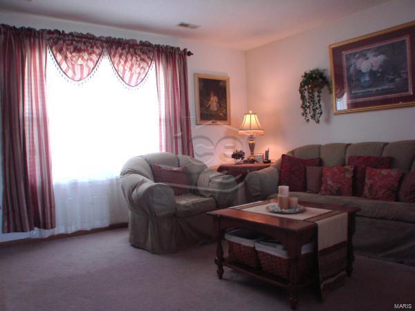 Foto del edificio - 305 Griffin Gate St